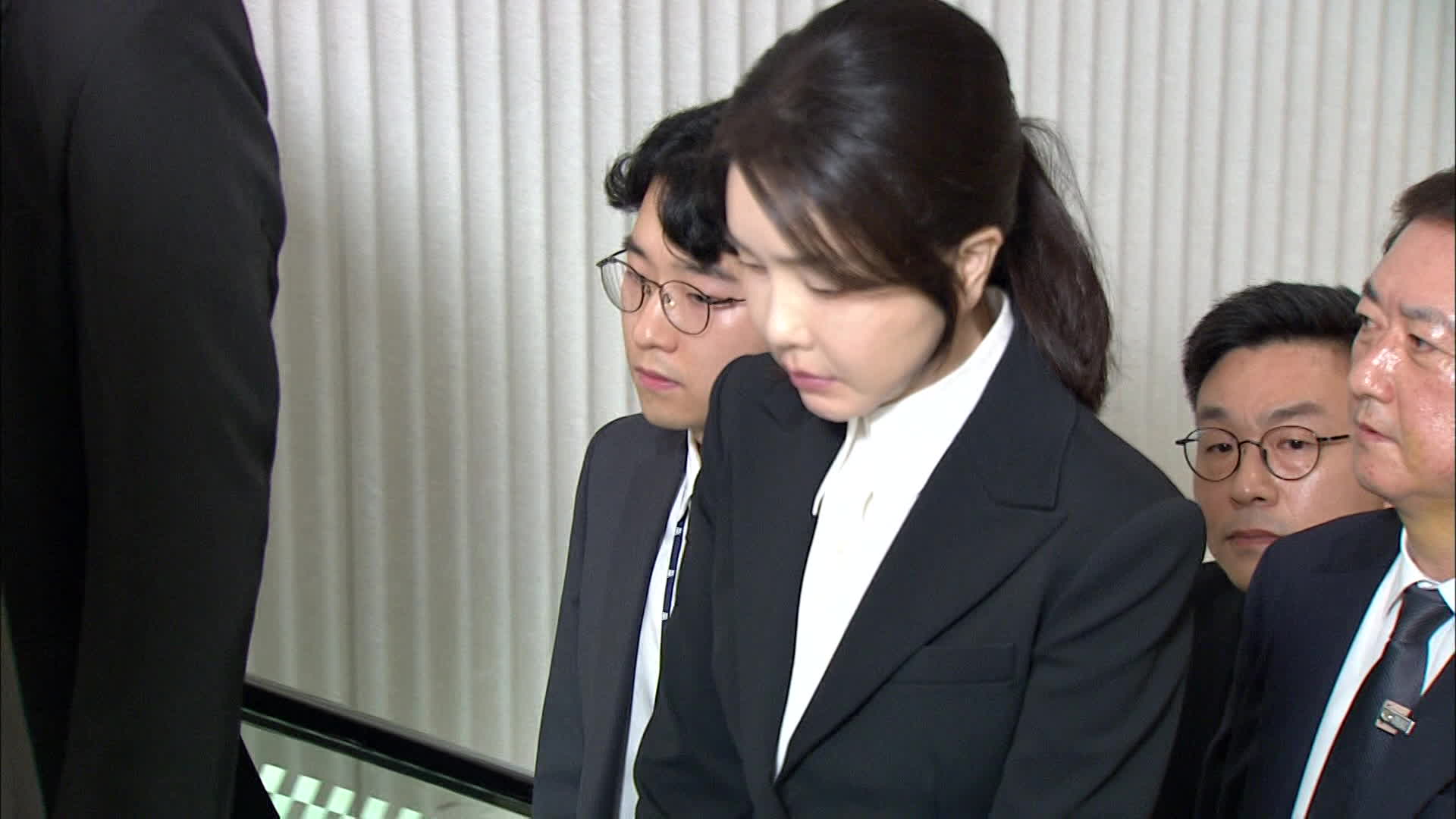 김건희 오늘 다시 조사…‘건진법사·집사’ 한 자리에