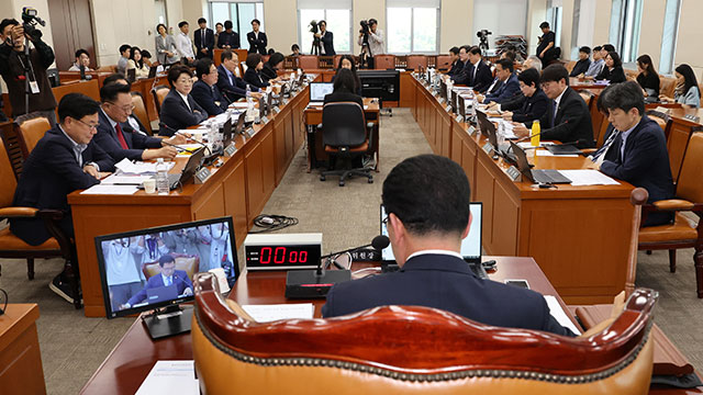 국회 행안위, 허위사실 공표서 ‘행위’ 삭제 공직선거법 개정안 의결