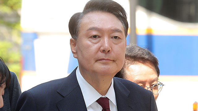 수방사 전 부관 “총 쏴서라도 끌어내란 윤 지시 들어…‘이건 아니다’ 생각해”
