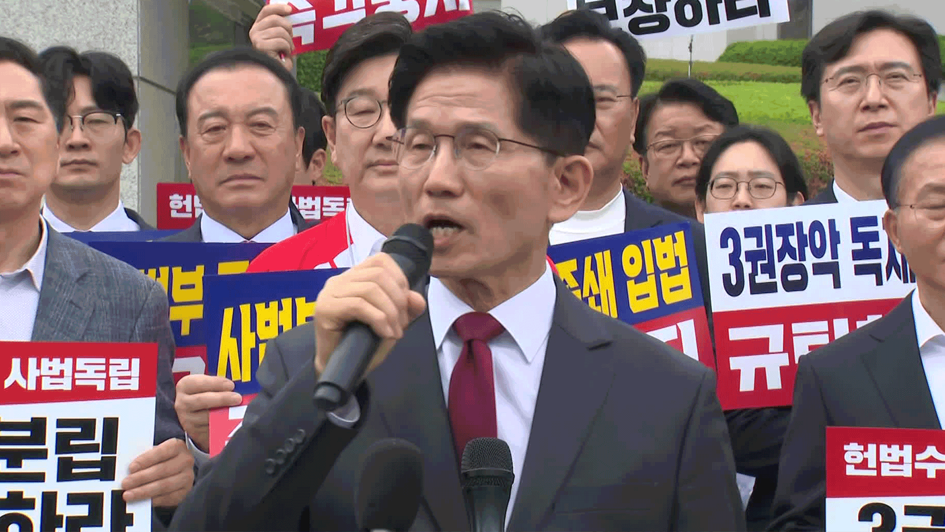 김문수 “이재명, 셀프 면제 악법”…국민의힘, 민주당 규탄
