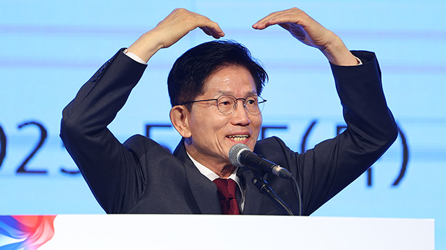 혁신당 “김문수, 헌재 판결 불복 커밍아웃…대선 출마 국가적 망신”