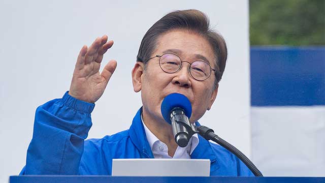 이재명 “바짝 신경 안 쓰면 그들 돌아와…여론조사, 실제 줄고 있는 거 맞을 것”