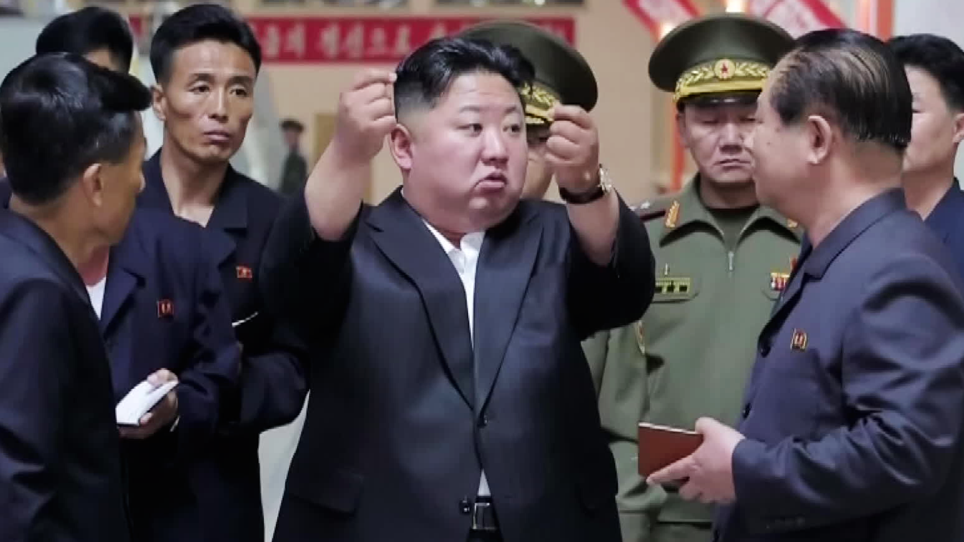 김정은 “신형 포탄 생산 확대”…러시아 지원용?