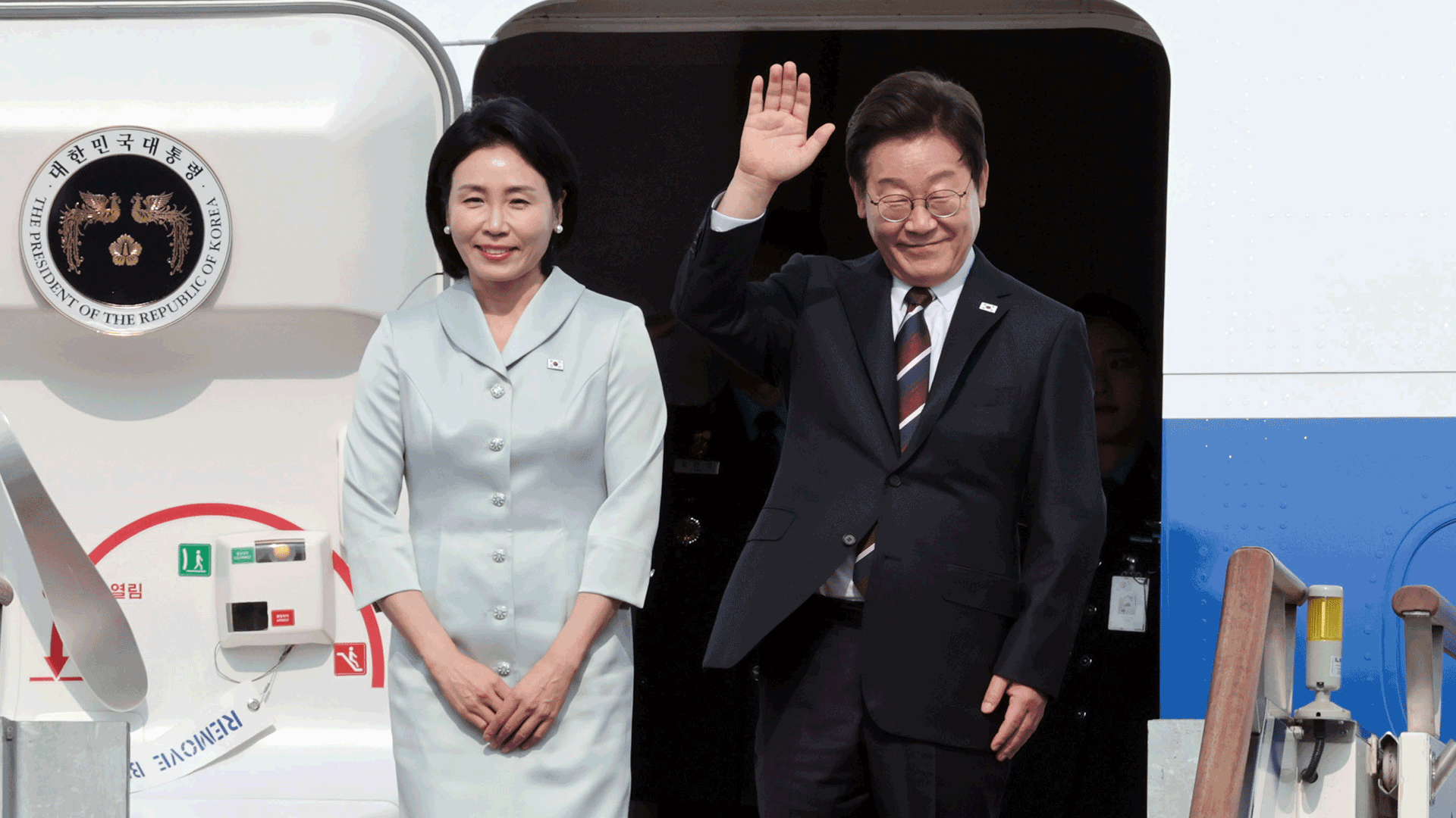 이 대통령, G7 참석차 출국…대통령실 “통상 등 현안성과 토대 마련”