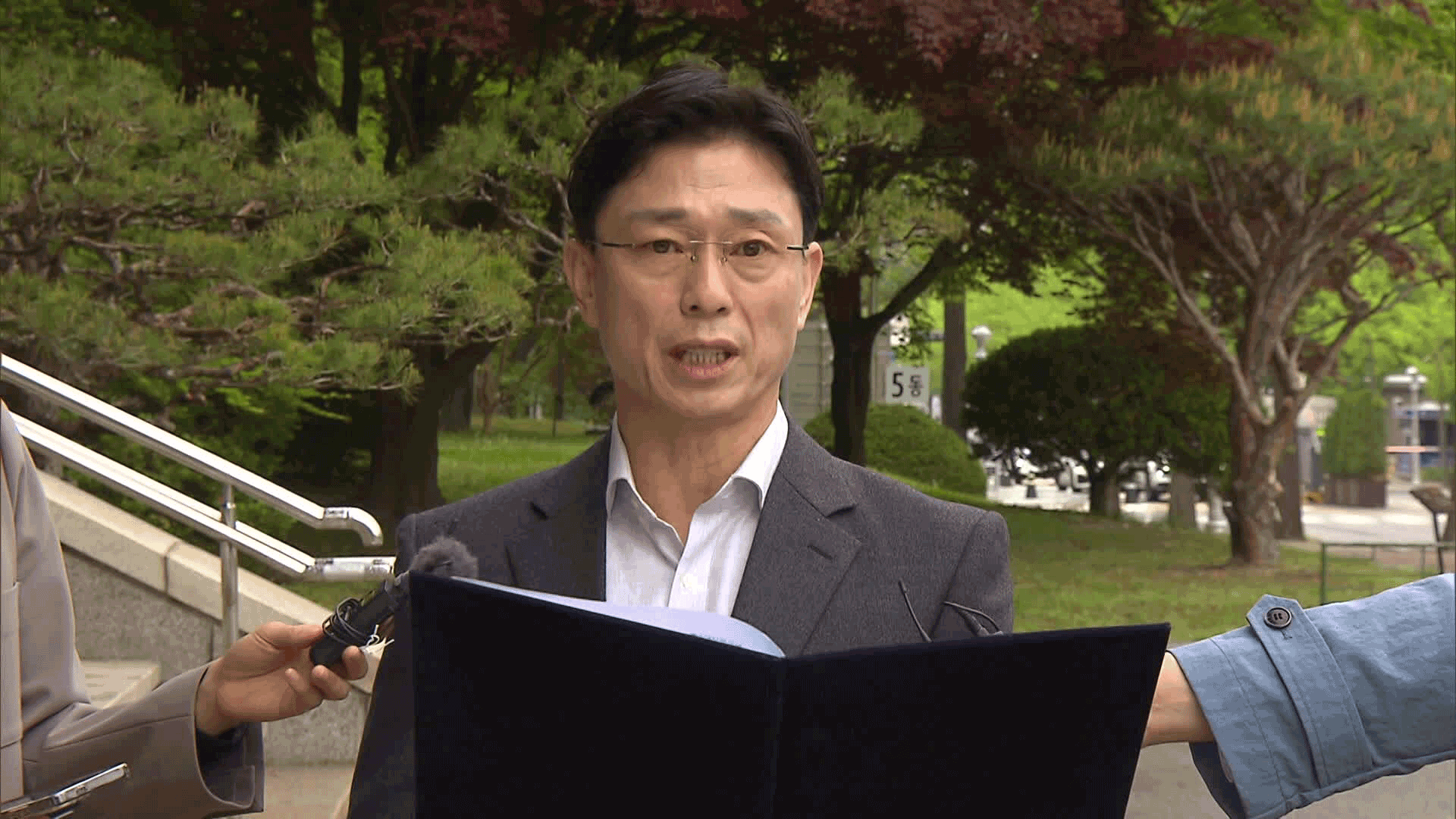 해병·김건희 특검 2일 현판 달며 수사 개시…임성근 첫 소환