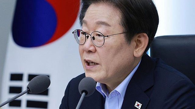 이 대통령, 내일 임시 국무회의 개최…<br>조국 사면 여부 결정
