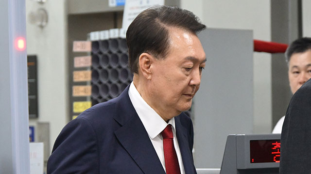 윤석열 ‘내란 재판’ 5회 연속 불출석…궐석재판 진행