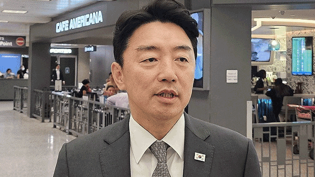 [속보] 비서실장 “트럼프 필리조선소 방문 사실 아냐…벤스 부통령 방문도 어려울 듯” 